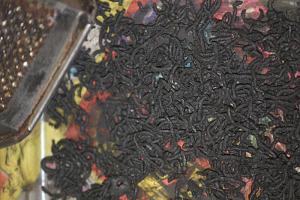 BLACK POWDER WORMS FROM FORCING THRU GRATER 011.jpg