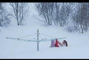 Click image for larger version. 

Name:	Hanging clothes in the snow.jpg 
Views:	51 
Size:	57.2 KB 
ID:	236455