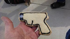 Click image for larger version. 

Name:	An edible Glock.jpg 
Views:	14 
Size:	65.8 KB 
ID:	105417