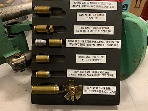 Click image for larger version. 

Name:	44 bullets from .40 brass.jpg 
Views:	212 
Size:	66.6 KB 
ID:	235473