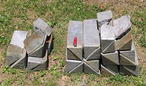 Click image for larger version. 

Name:	High tin ingots a.jpg 
Views:	38 
Size:	109.0 KB 
ID:	113957