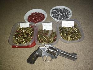 Click image for larger version. 

Name:	327 Ruger and ammo.jpg 
Views:	31 
Size:	78.2 KB 
ID:	206501
