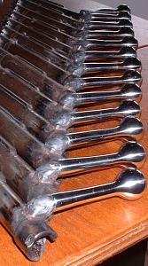 Click image for larger version. 

Name:	1903 TurkBolts after cleaning mid handle weld.jpg 
Views:	48 
Size:	41.6 KB 
ID:	217157