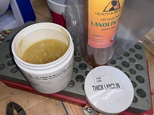 Click image for larger version. 

Name:	Lanolin Spray Case Lube IMG_0461.jpg 
Views:	23 
Size:	54.9 KB 
ID:	284576