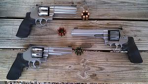 Click image for larger version. 

Name:	Moon Clip Revolvers.1.jpg 
Views:	11 
Size:	81.4 KB 
ID:	321062