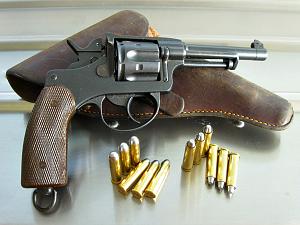 Click image for larger version. 

Name:	Swiss 1929 Revolver.jpg 
Views:	192 
Size:	59.7 KB 
ID:	186940