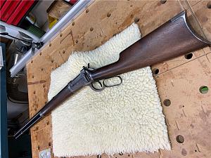 Click image for larger version. 

Name:	92 Winchester 38-40.jpg 
Views:	63 
Size:	81.8 KB 
ID:	279919